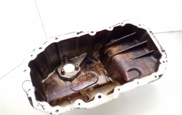 Volkswagen Golf V Oil sump 03C103603J