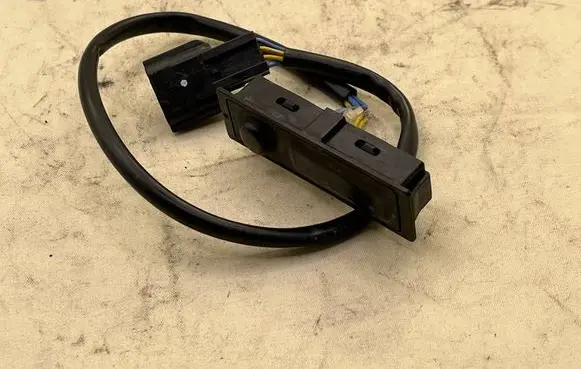 Nissan Qashqai Rear glass lock/latch C634 253804EA1A