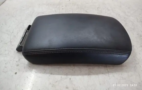 Infiniti Q50 Armrest 