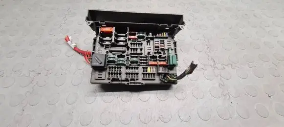 BMW X1 E84 Fuse module 9119446 7925000002