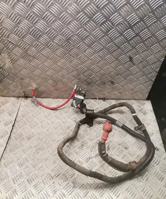Land Rover Discovery 3 - LR3 Positive cable (battery)