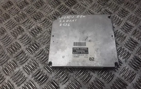 Toyota Avensis T250 Engine control unit/module 8966105821