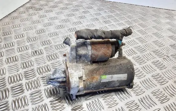 Opel Vivaro Starter motor Ts22e5