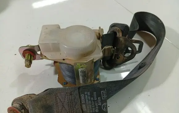 Hyundai Getz Rear seatbelt 898101C080BJ