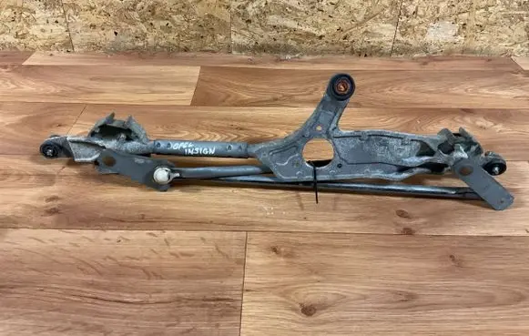 Opel Insignia A Front wiper linkage 