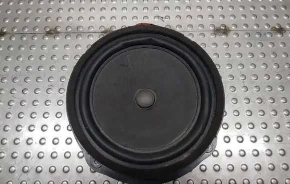 Seat Leon (5F) Front door speaker S26370377 5F0035415