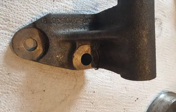 Lada 2104 - 2105 Generator/alternator bracket 210537016309