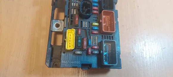 Citroen C5 Fuse module 9667044980 BSM-R02-00