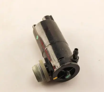 Nissan X-Trail T32 Windscreen/windshield washer pump 130612