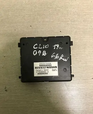 Renault Clio IV Other control units/modules 285257555R