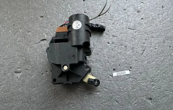 Nissan King Cab, Navara Heater blower motor/fan resistor 27731F6600