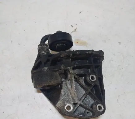 BMW X3 E83 Engine mounting bracket 64557786708