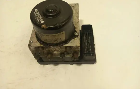 Land Rover Freelander ABS Pump 4BTCS7HDC 00008327E1 10092508513