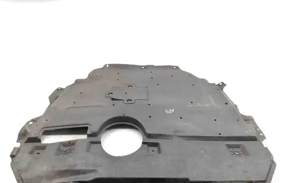 Toyota Avensis T270 Engine splash shield/under tray 514410F021
