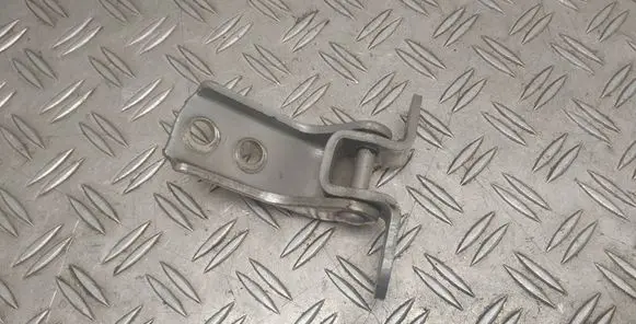 Toyota Corolla Verso AR10 Front door upper hinge 