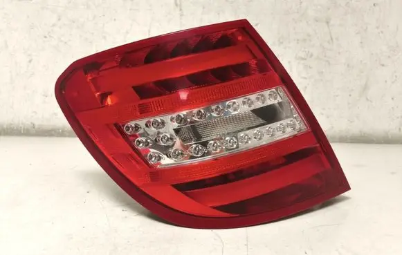Mercedes-Benz C W204 Rear/tail lights A2048206264