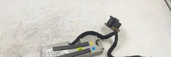 BMW 3 E46 Antenna control unit 6907046 0109462U16 463SAJ5843
