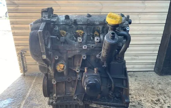 Opel Vivaro Engine F9Q