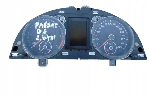 Volkswagen PASSAT B6 Speedometer (instrument cluster) 3C0920872G