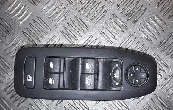 Peugeot 2008 I Electric window control switch 96749624ZD