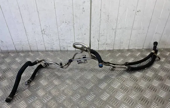 Mercedes-Benz E W212 Fuel line pipe A6510701532