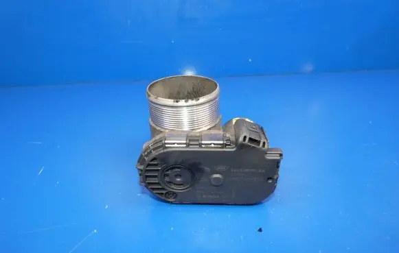Jaguar F-Pace Throttle valve G4D39F991AA