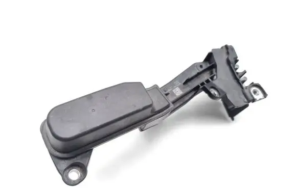BMW 6 F12 F13 Charging relay 9339825 130718 156700
