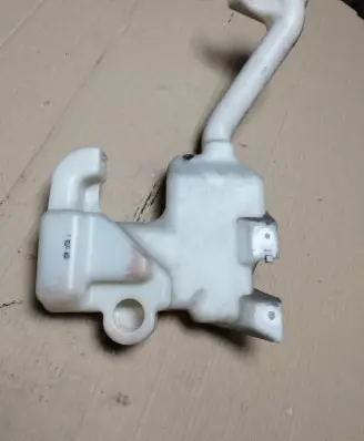 Honda Accord Windshield washer fluid reservoir/tank 060851291