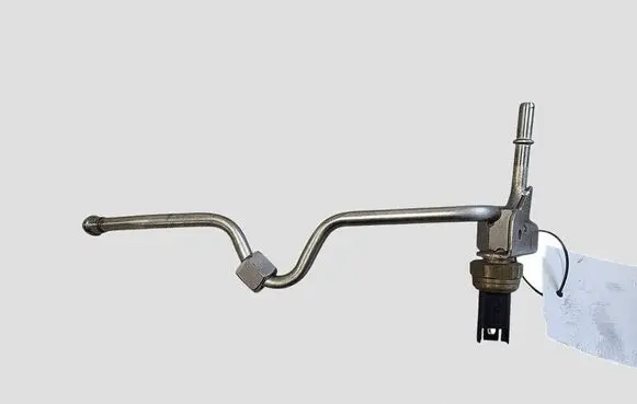 BMW 3 E90 E91 Fuel pressure sensor 754788304