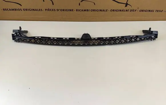 Volkswagen Golf VII Front bumper mounting bracket 5G0805705H 5GM805705A