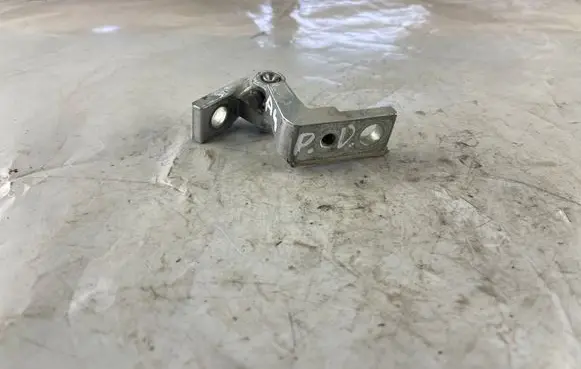 Audi A4 S4 B7 8E 8H Front door upper hinge