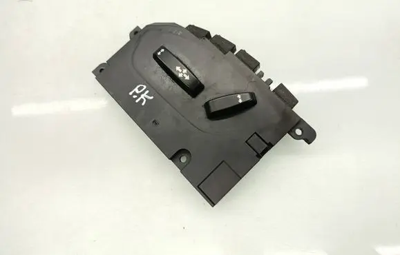 Volvo V70 Seat memory switch 30797730