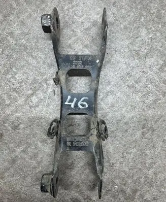 Rear control arm