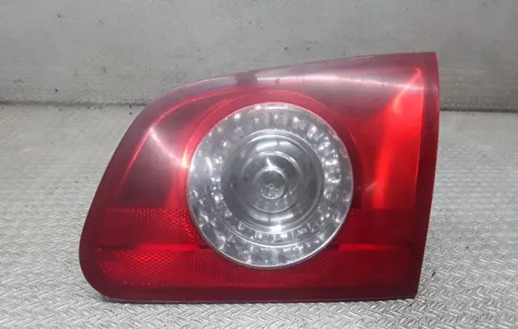Volkswagen PASSAT B6 Tailgate rear/tail lights 3C9945094