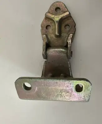 Iveco Daily 6th gen Front door lower hinge 56087