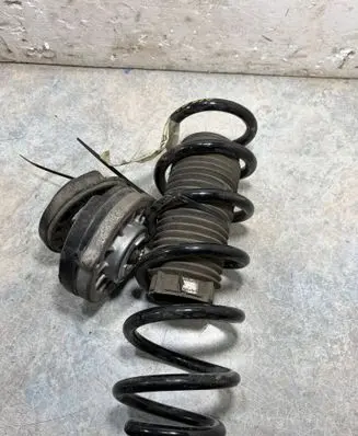 BMW 5 G30 G31 G38 Front coil spring 