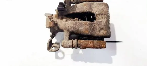 Opel Zafira A Rear brake caliper 