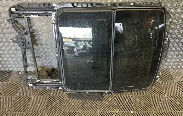 BMW X3 F25 Sunroof set 721275118