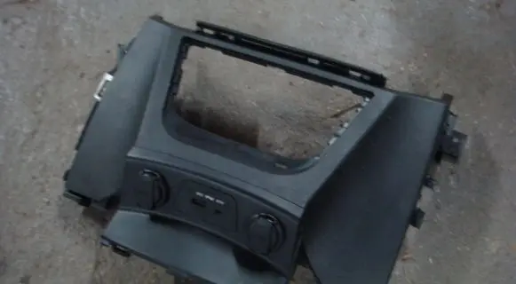 Hyundai i30 Dashboard center trim panel 