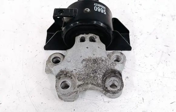 Buick Encore I Engine mount bracket 42390995 687896290 F40047301