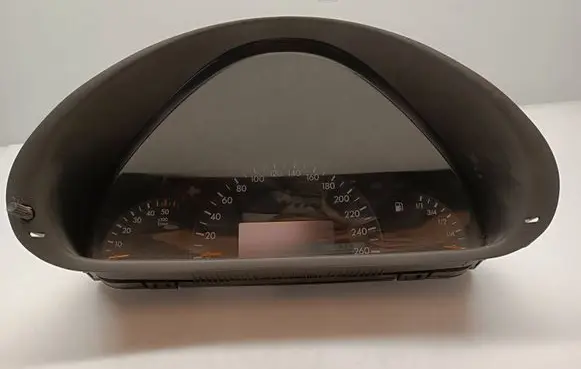 Mercedes-Benz C W203 Speedometer (instrument cluster) 88311323