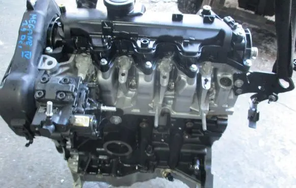 Renault 4 Engine