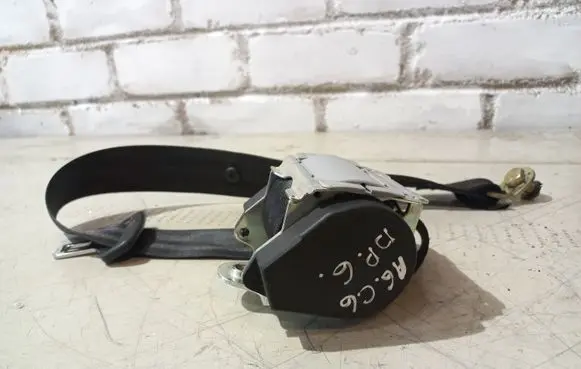 Audi A6 S6 C6 4F Rear seatbelt 4F0857805E