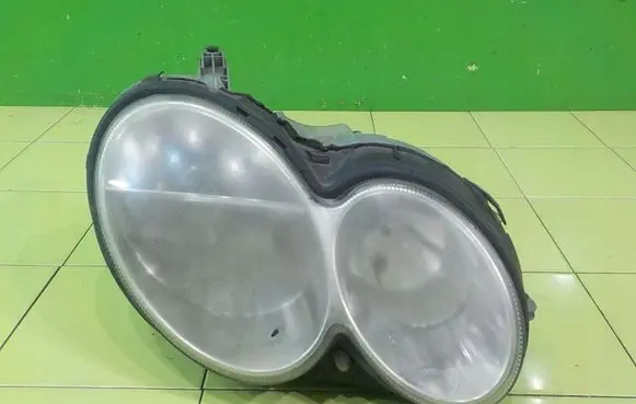 Mercedes-Benz CLK A209 C209 Headlight/headlamp PRZOD