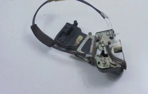 Mazda 6 Rear door lock