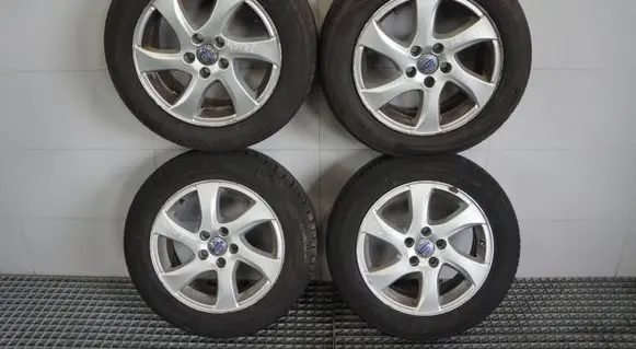 Volvo V40 Cross country R16 alloy rim 31317058