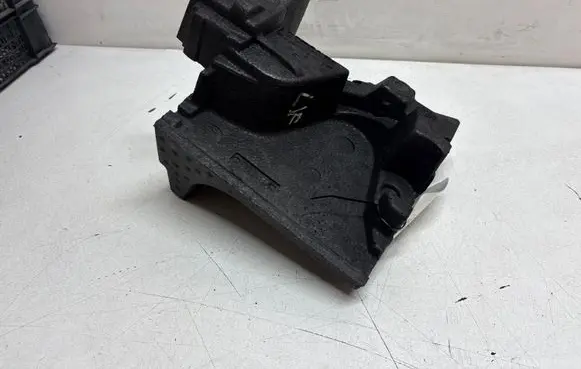 Mercedes-Benz ML W166 Front bumper foam support bar A1665050330
