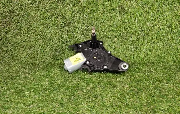 Mercedes-Benz ML W164 Rear window wiper motor A2518200042 BR164 BR251