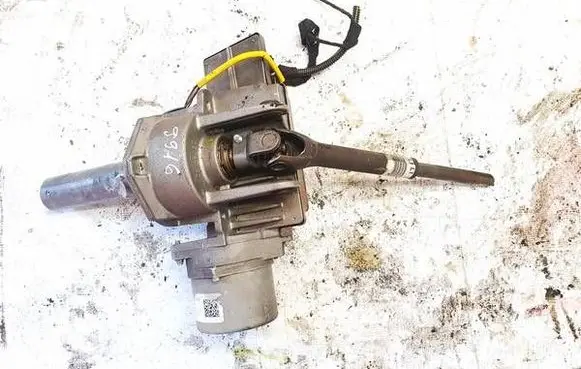 Opel Corsa D Power steering pump 2611786709a