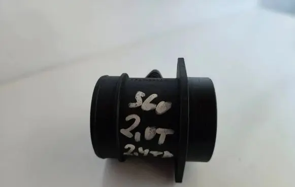 Volvo S60 Mass air flow meter 8670115 0280218088